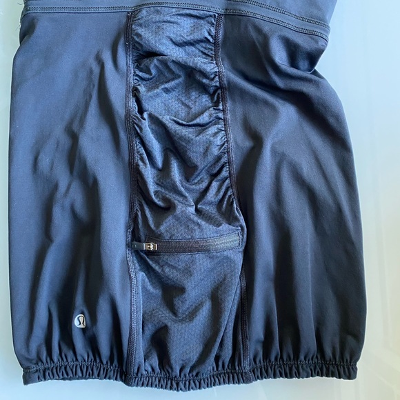 Lululemon ‘Light Up’ Black Tank - Picture 7 of 9